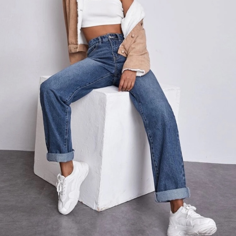 🔥high waist straight leg/boyfriend denim jeans🔥